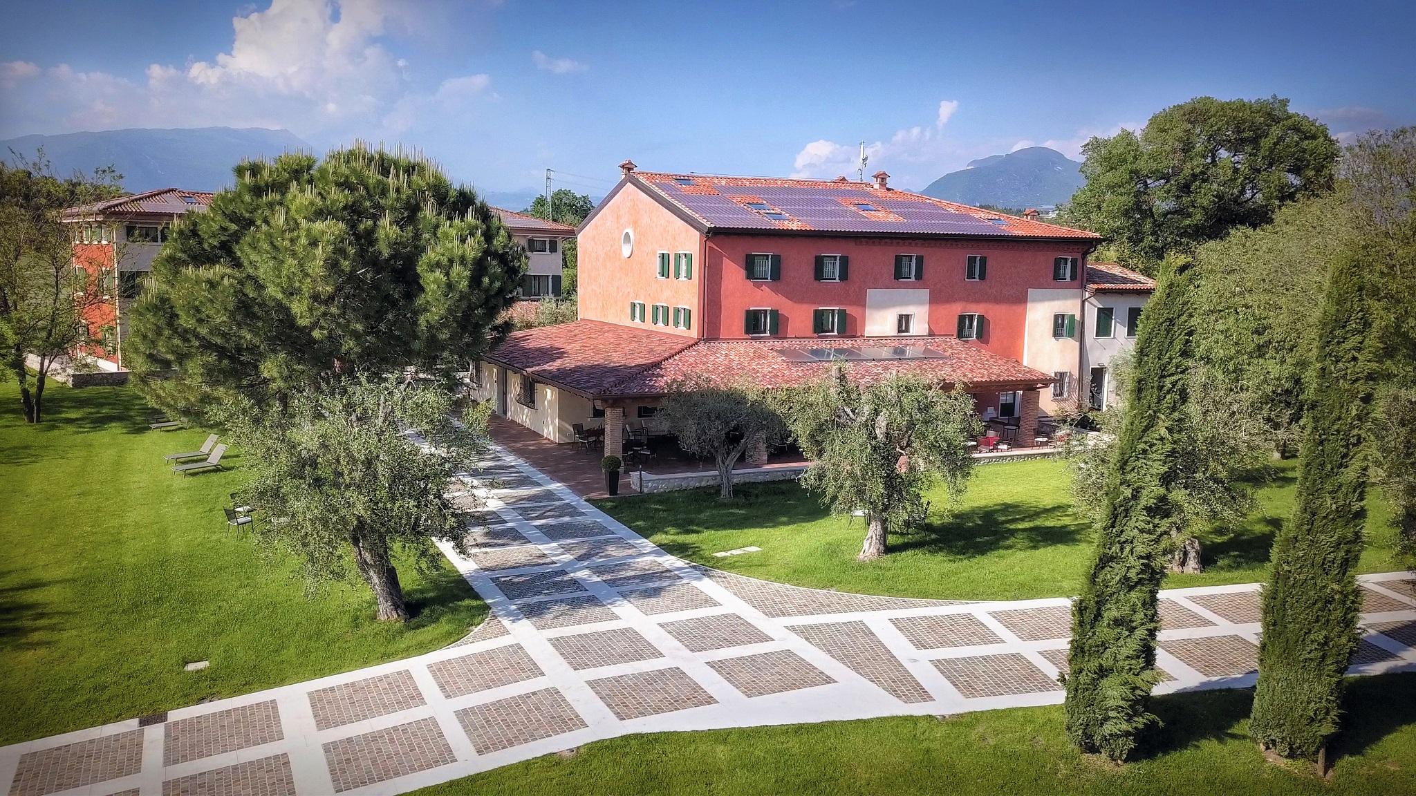 Borgo Romantico Relais Hotel Cavaion Veronese Exterior photo